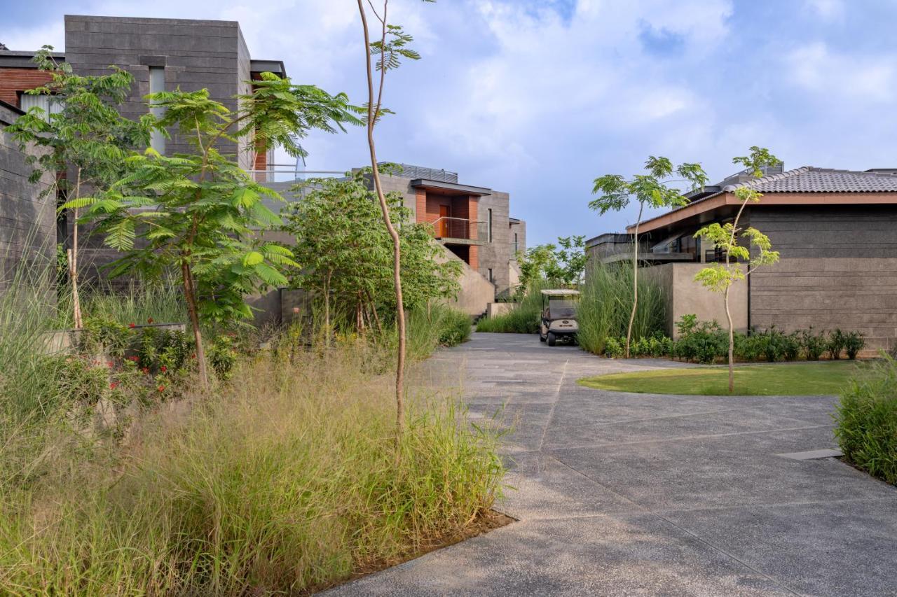 Hotel Mysa Zinc Journey By The Fern, Nani Devati Sānand Exteriér fotografie