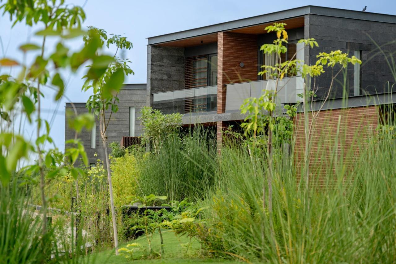 Hotel Mysa Zinc Journey By The Fern, Nani Devati Sānand Exteriér fotografie